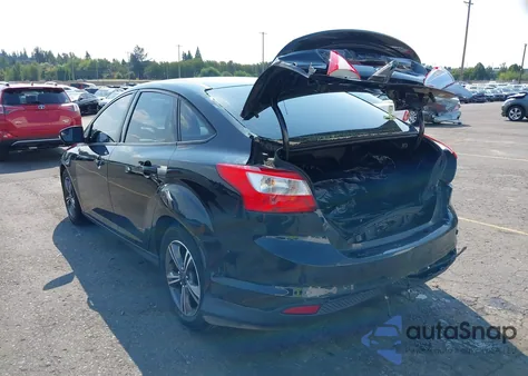 2014 Ford Focus Se z USA, uszkodzony, nr VIN 1FADP3F21EL225076